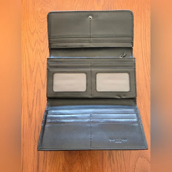 Burberry Checkbook Wallet - Picture 4 of 10